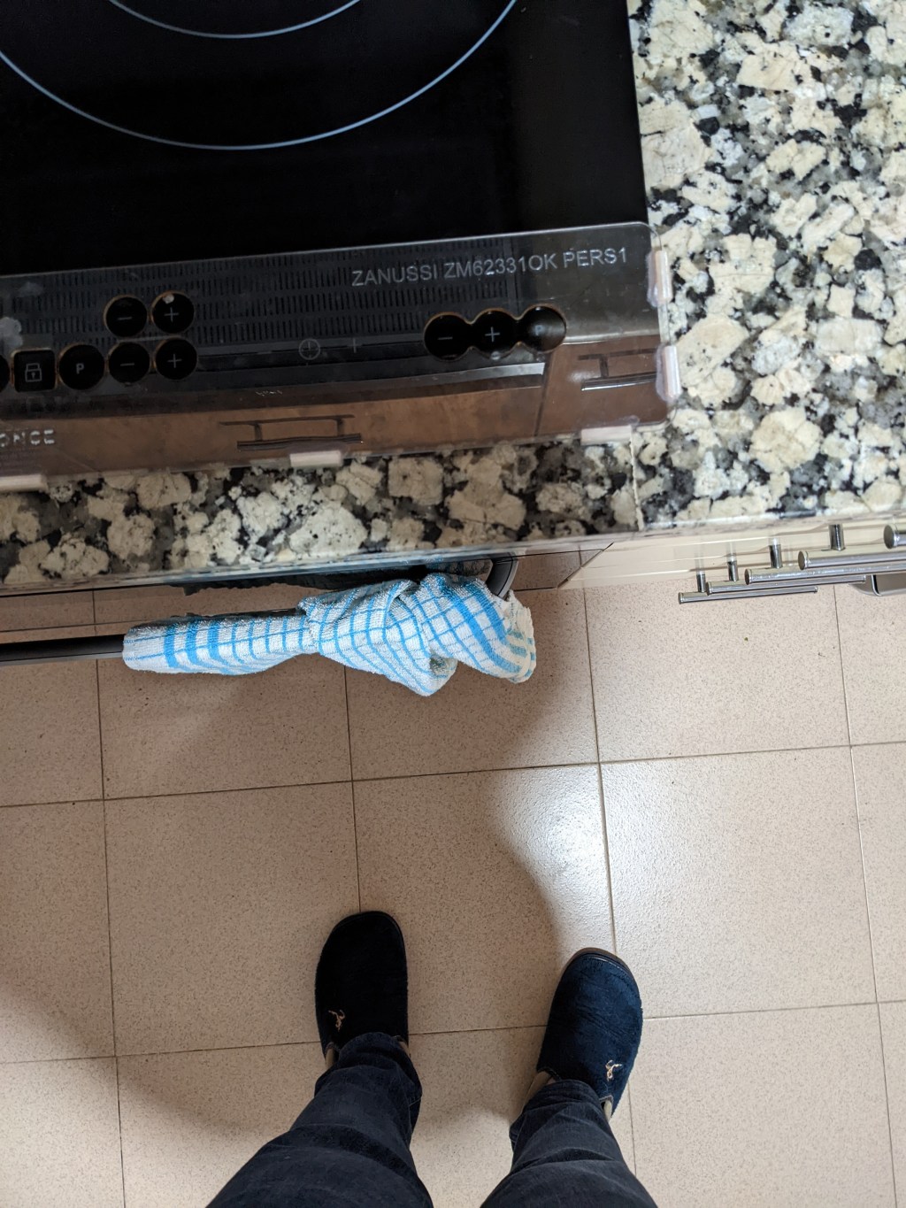 Plantillas 3D para hacer accesibles electrodomésticos táctiles